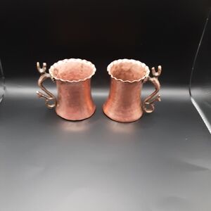 This set of 2 handcrafted Moscow Mule cups
